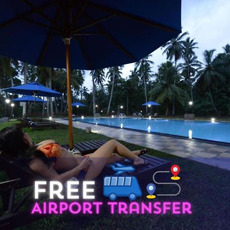 Oreeka - Katunayake Airport Transit Hotels Katunayaka Exterior foto