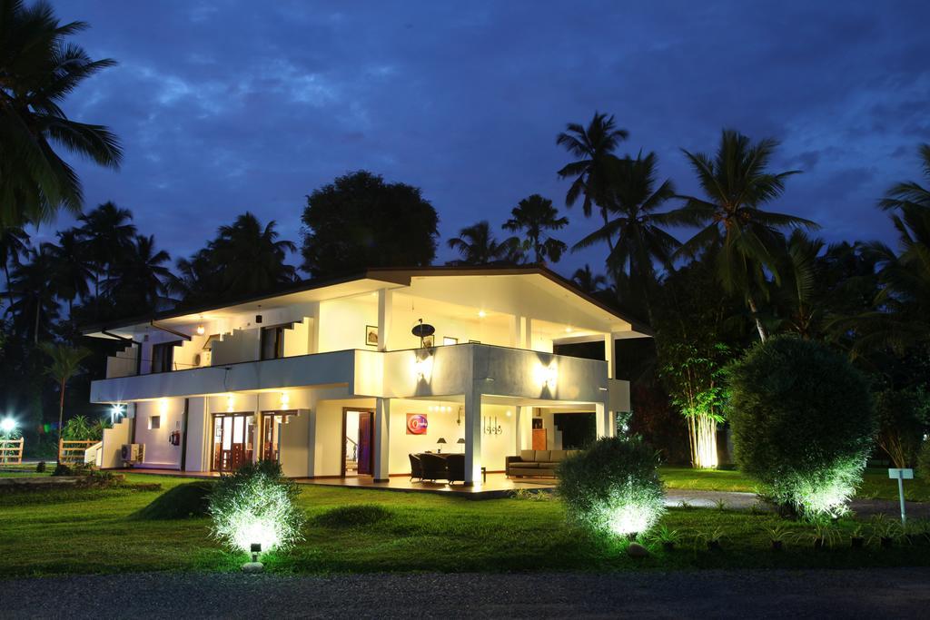 Oreeka - Katunayake Airport Transit Hotels Katunayaka Exterior foto